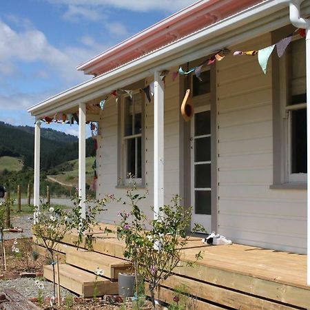 Saffron Cottage Manakau Esterno foto